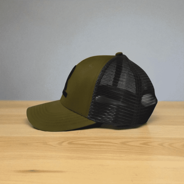 Casquette Trucker Brodée - Lettre R Premium